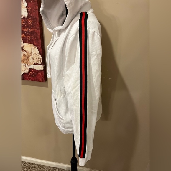 Knickerbocker Vintage Design
Pullover Hoodie, size M - Picture 2 of 4